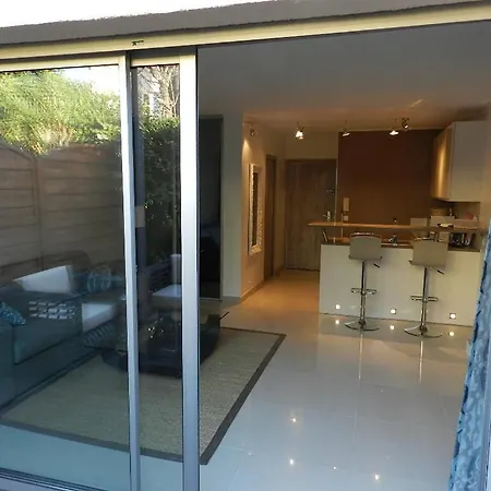 Apartman Grand Studio/terrasse Coeur De St Tropez