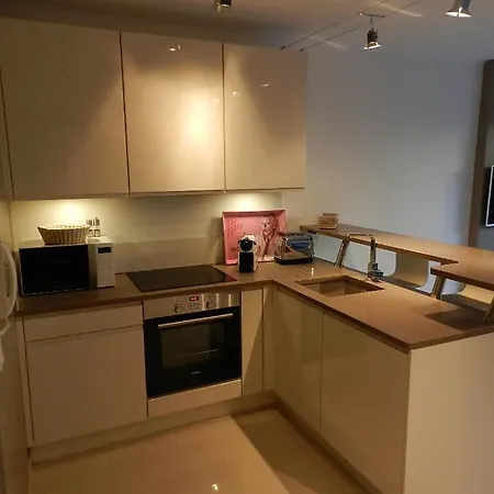 Grand Studio/terrasse Coeur De St Tropez Apartman *