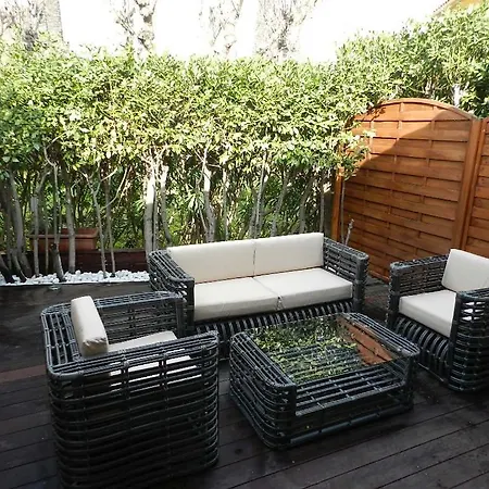 Grand Studio/terrasse Coeur De St Tropez *